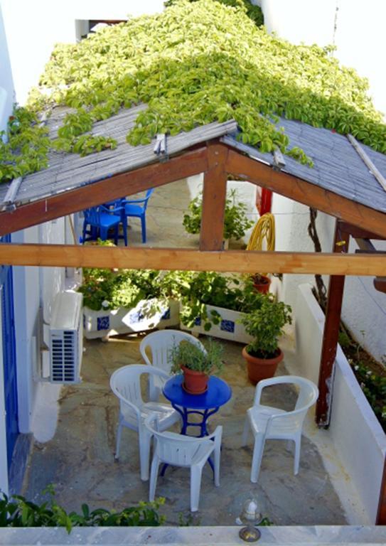 Idroussa Apartment Batsíon Exterior foto